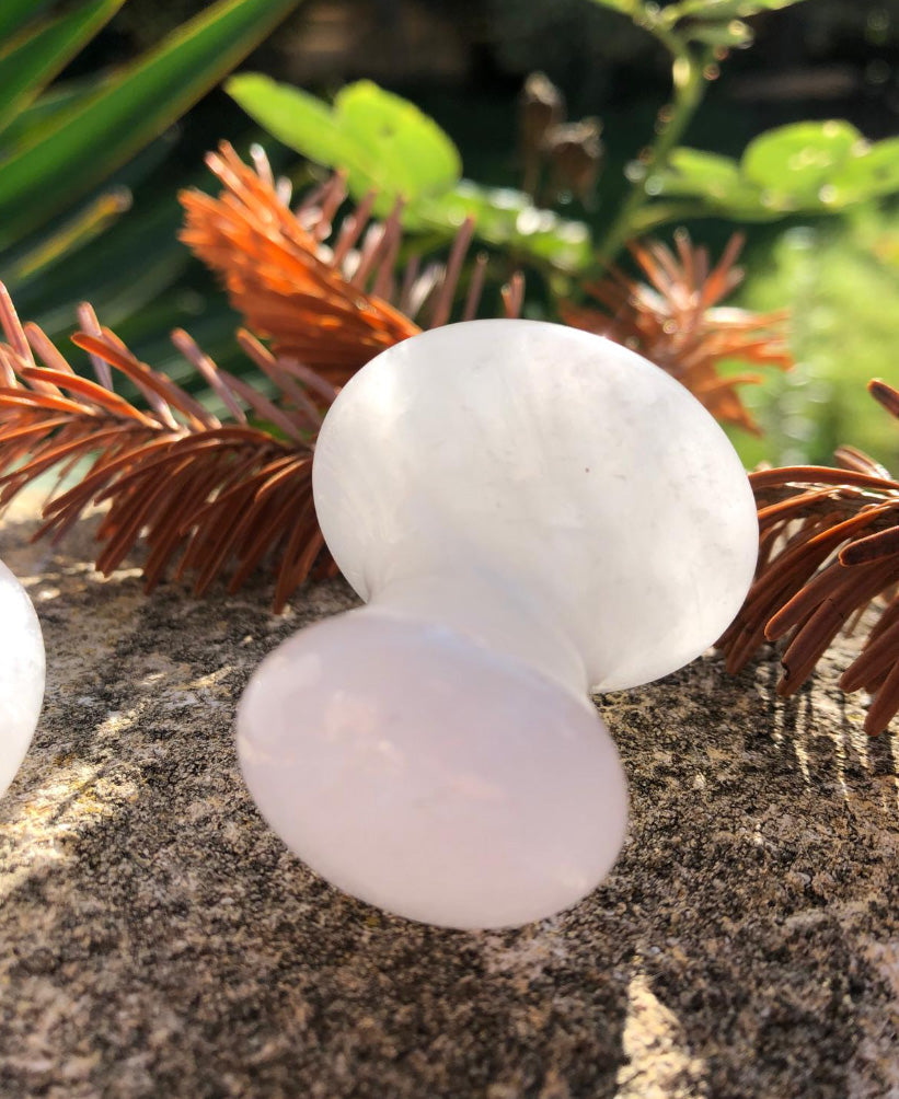 Boutique ésotérique - Champignon de massage en Cristal de Roche