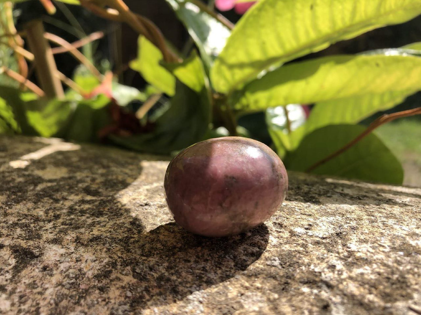 Boutique ésotérique - Lithothérapie Rhodonite - Pierre Roulée - SOEURS