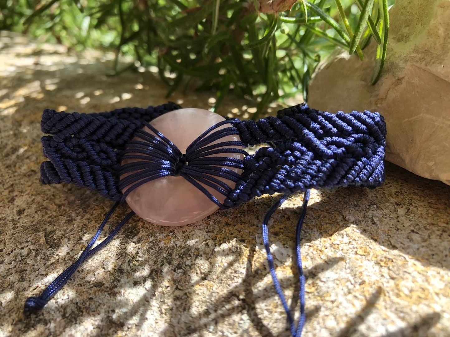 Boutique de Lithothérapie en ligne - Bracelet tressage bleu et Donut Quartz Rose
