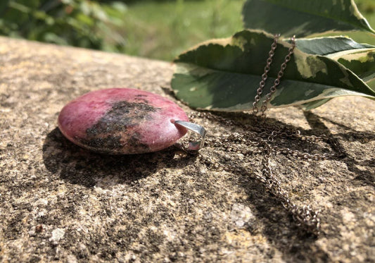 Boutique ésotérique - Lithothérapie Pendentif Pierre en Rhodonite - SOEURS