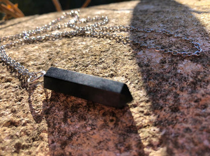 Boutique ésotérique - Lithothérapie Pendentif Onyx en pointe - SOEURS