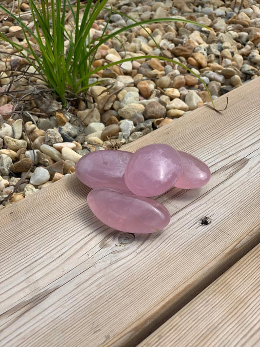 Galet en Quartz Rose