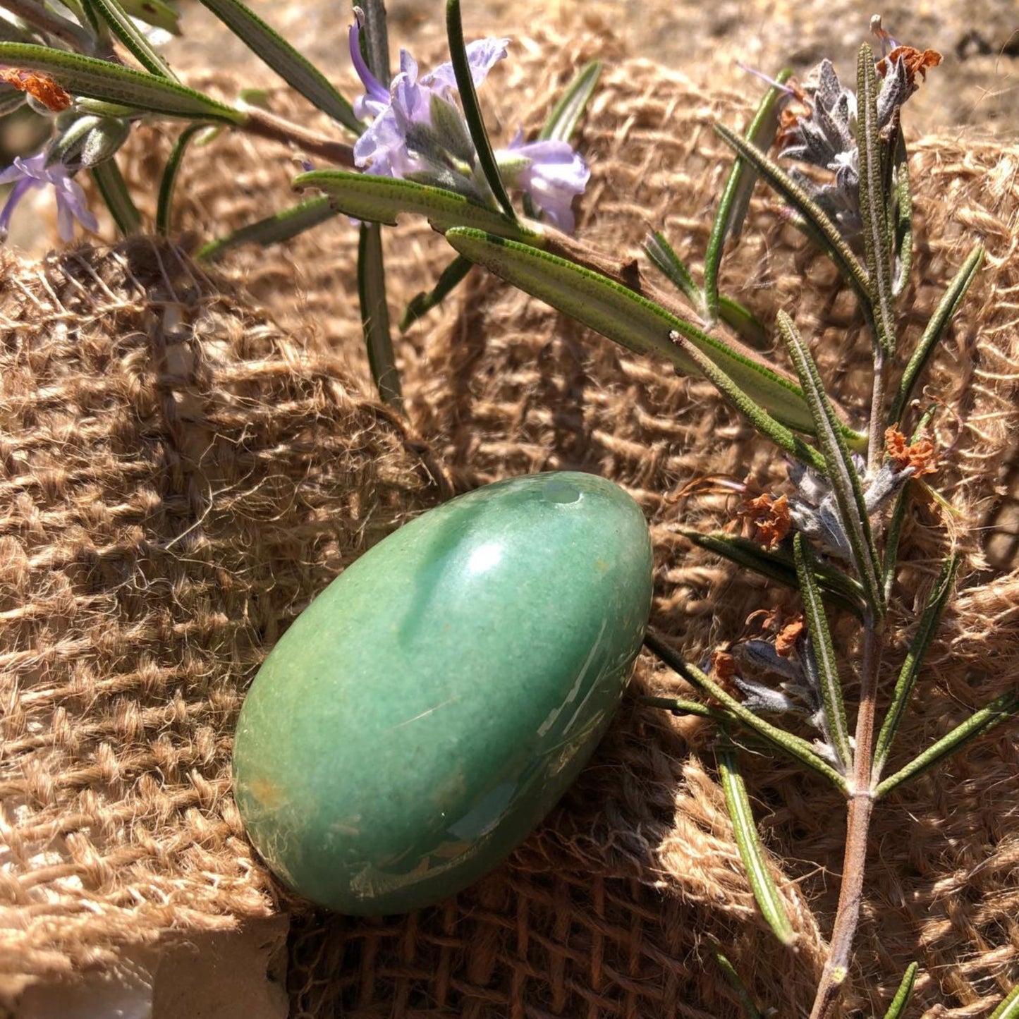 oeuf de yoni en aventurine verte - taille M