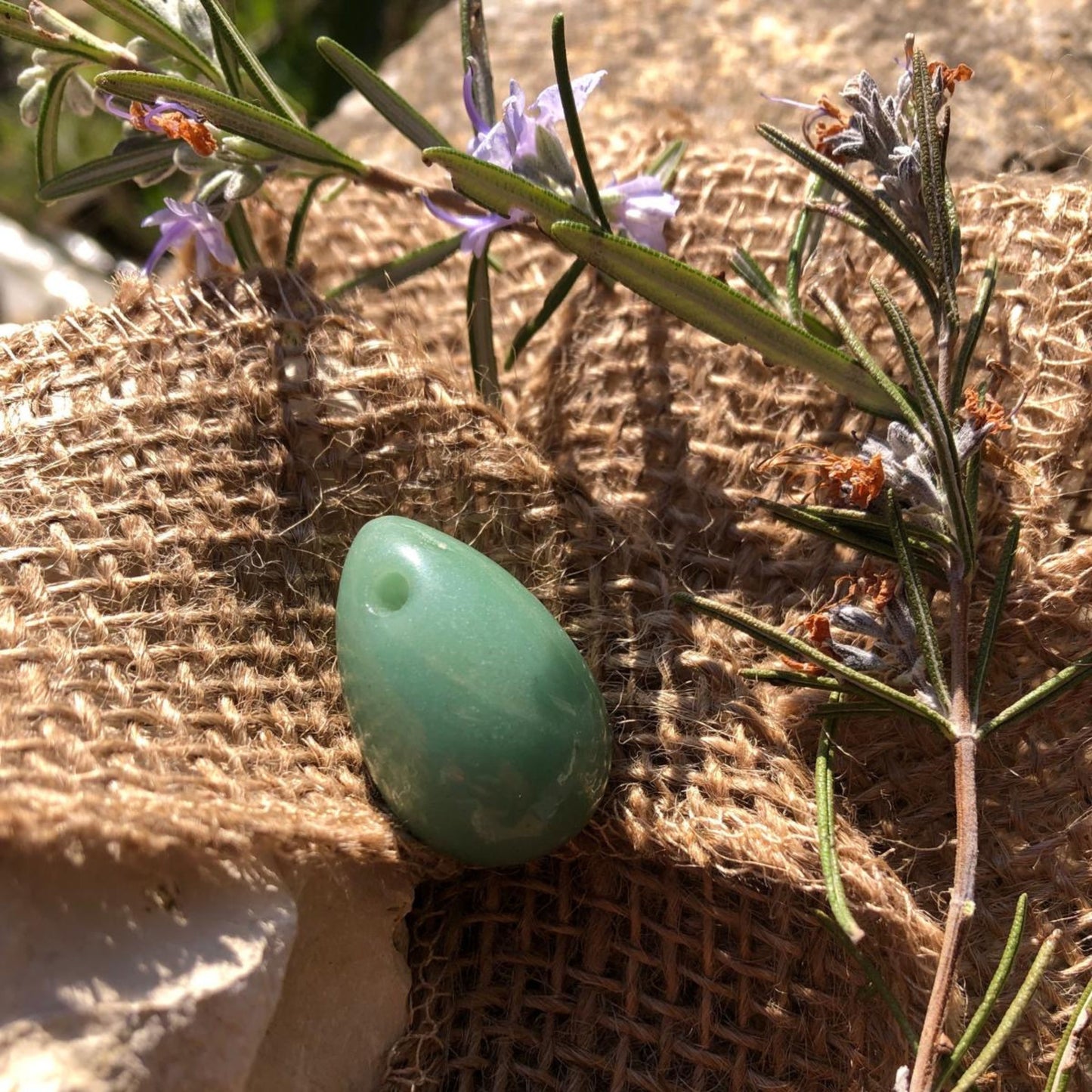 oeuf de yoni en aventurine verte - taille S